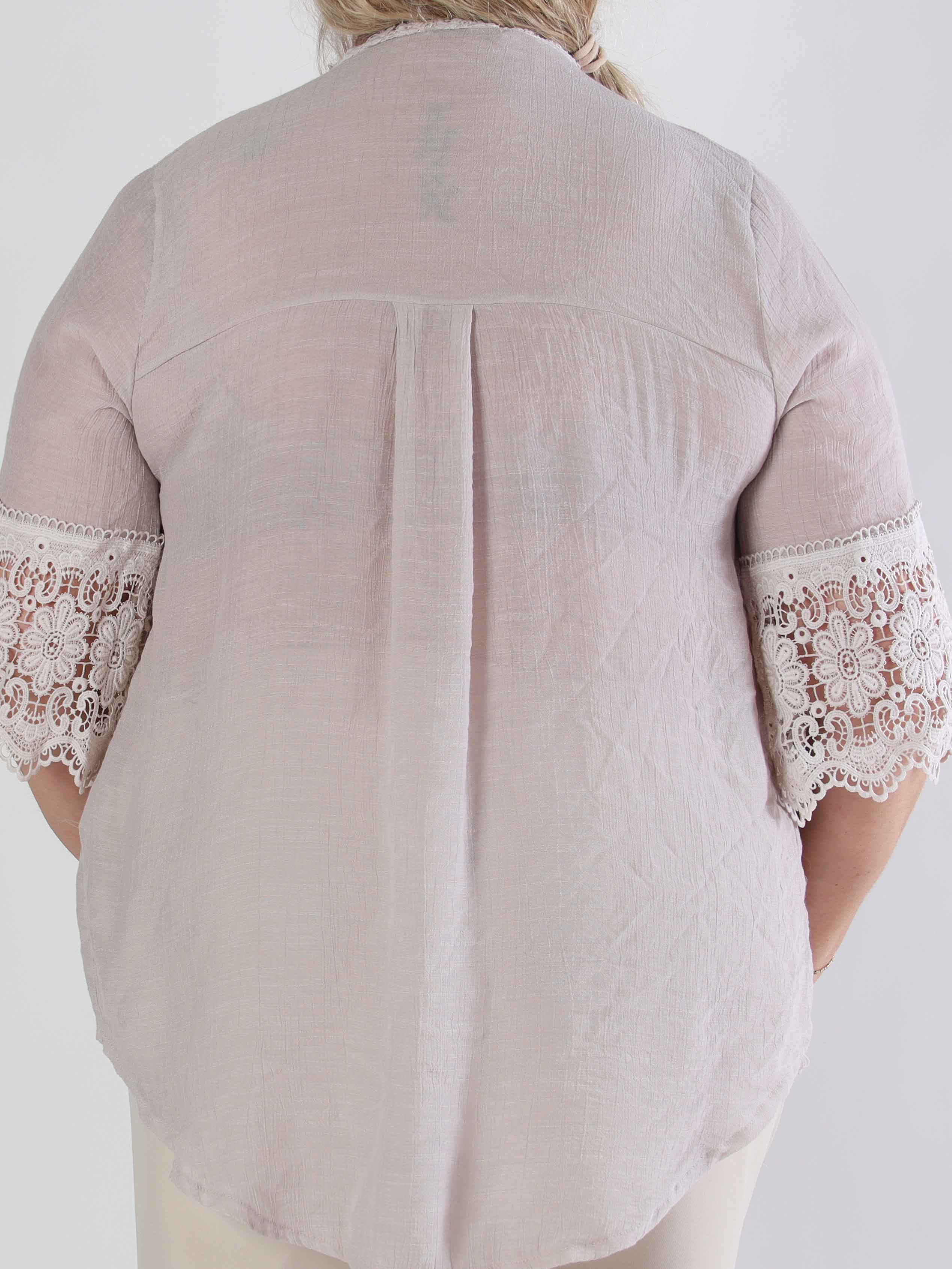 Alva - Sød plus size tunika med søde broderede ærmer